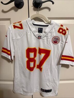 Nike White Kansas City Chiefs #87 Football Jersey with Red and Gold Youth L